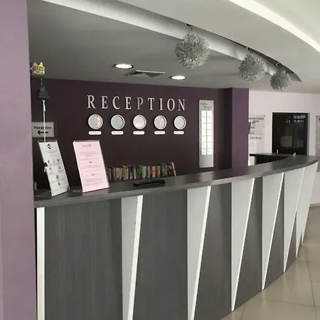 Pollo Apartament * סאני ביץ'